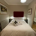 Queens Arms 3* Litton (North Yorkshire)