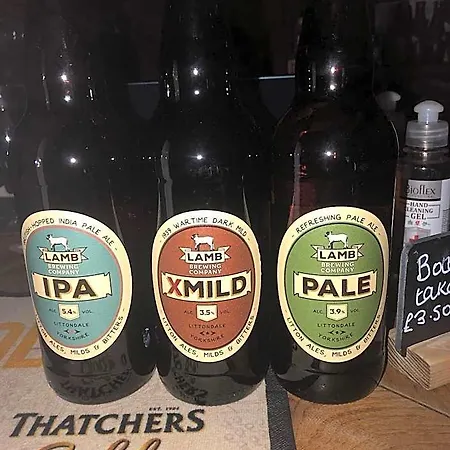 Queens Arms 3*